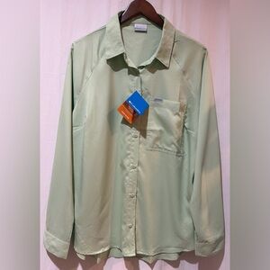NWT Columbia Women’s Outdoor Button Down Long Sleeves Shirt - Lt. Green - XL